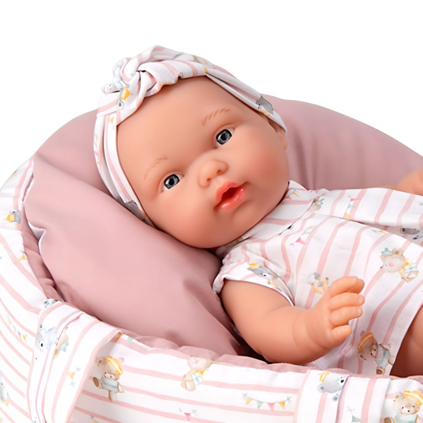 Boneca Elegance 26 cm com alcofa rosa em fotografia do brinquedo