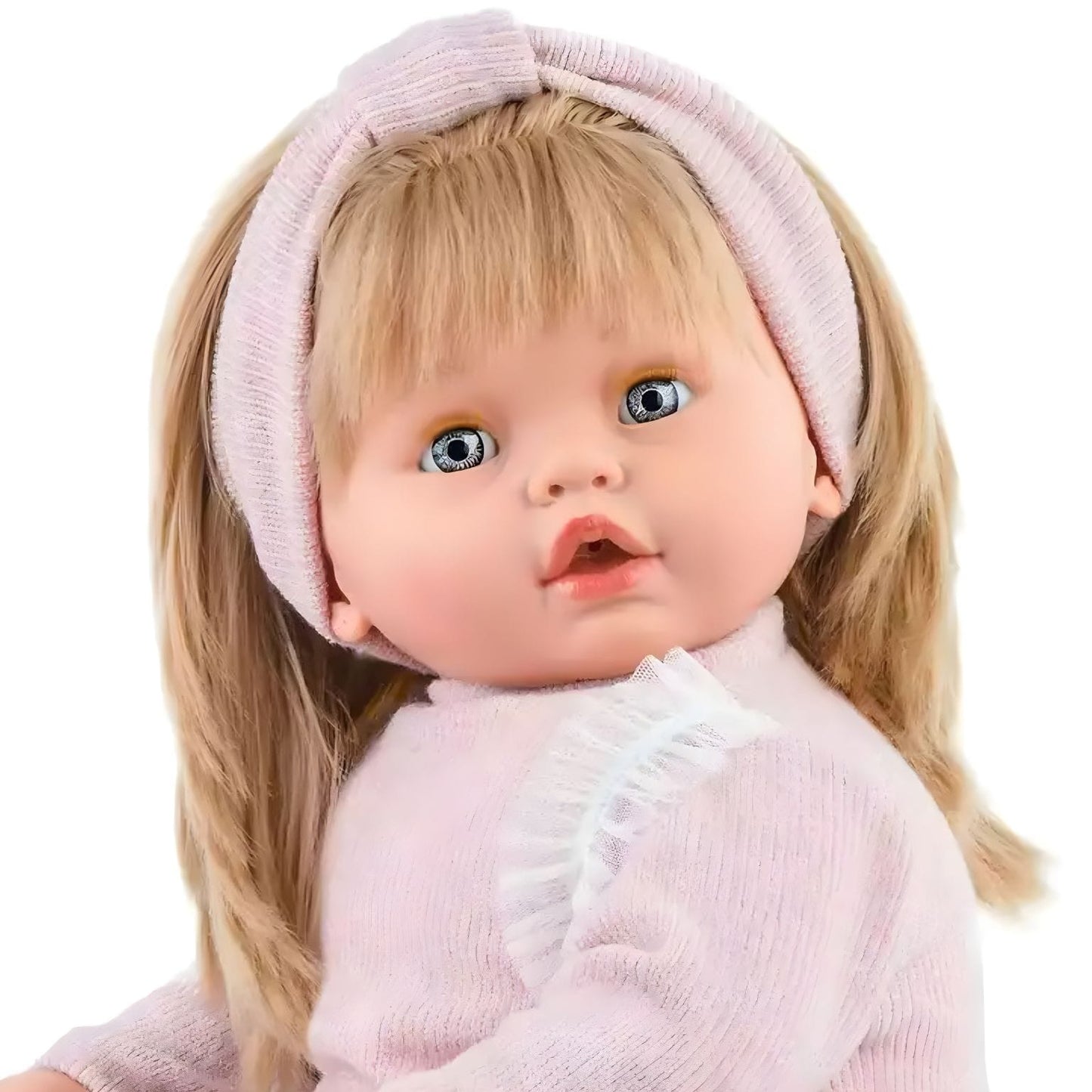 Boneca Leonor em imagem de apresentação para presente