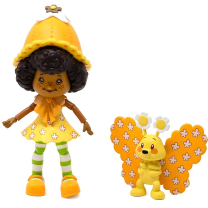 Strawberry Shortcake Orange Blossom doll in detail for collection