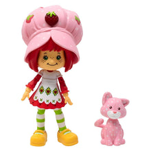 Boneca Strawberry Shortcake e Custard em detalhe para coleção