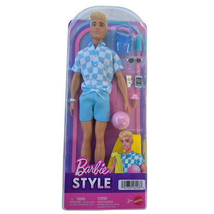 Boneco Ken Dia de Praia na embalagem Barbie