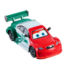 Vista lateral do Cars Disney Memo Rojas Jr. inspirado no universo Cars