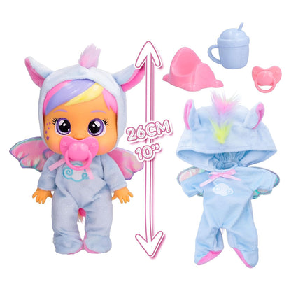 Cry Babies Loving Care Jenna com pijama, chupeta, copo e bacio ao lado