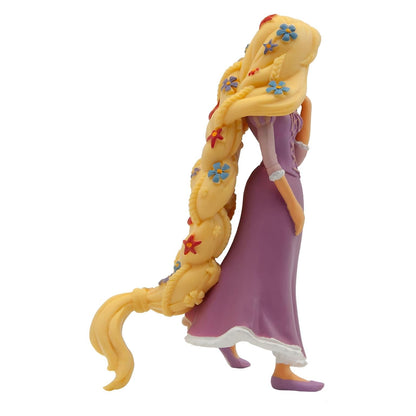 Details of the Rapunzel with flowers figure for Disney Princesses collection