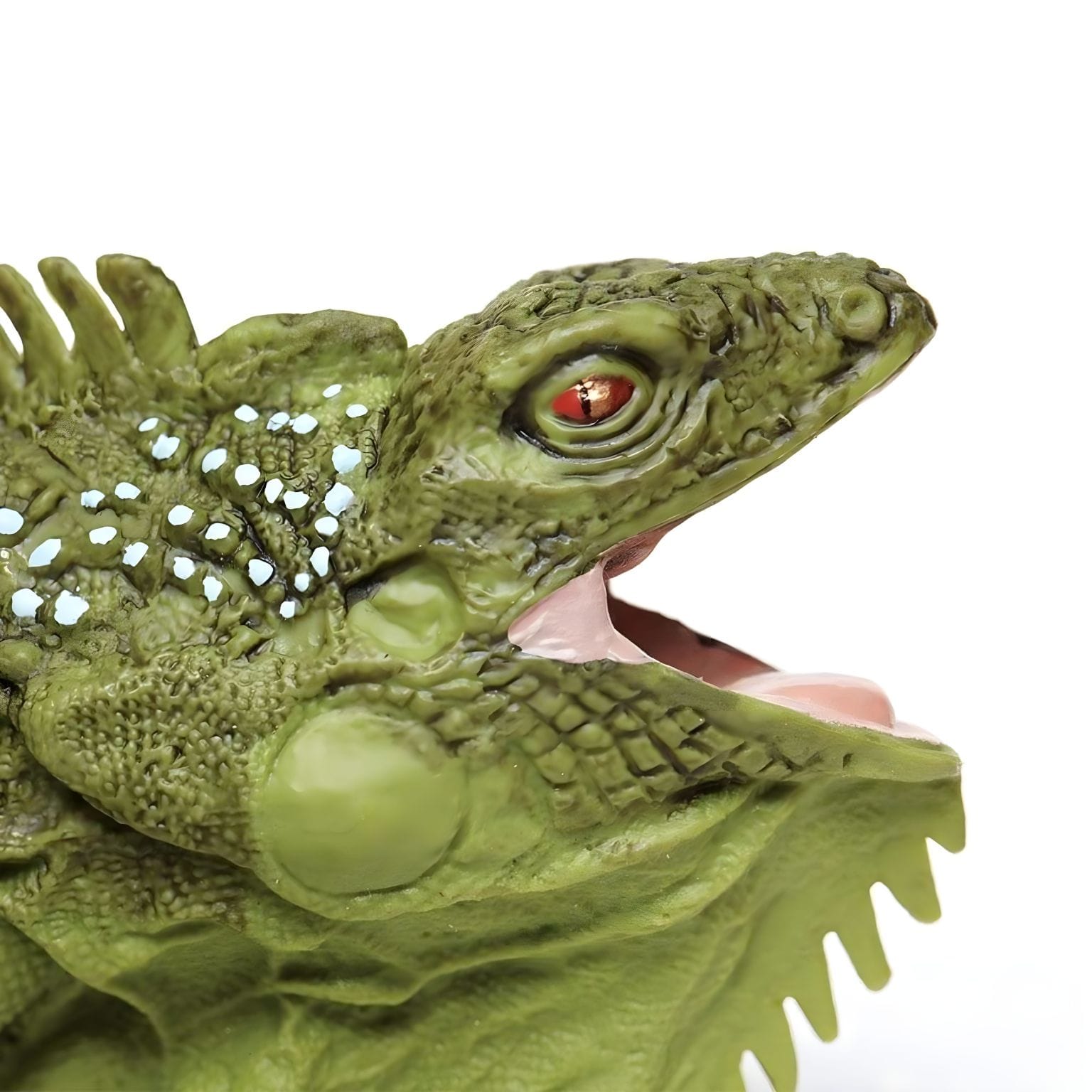 Figura de borracha iguana verde em detalhe para coleção e natureza