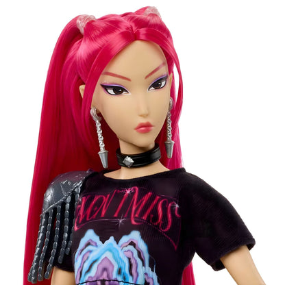 Pormenor do rosto da Boneca K-Pop Demon Hunters Mira