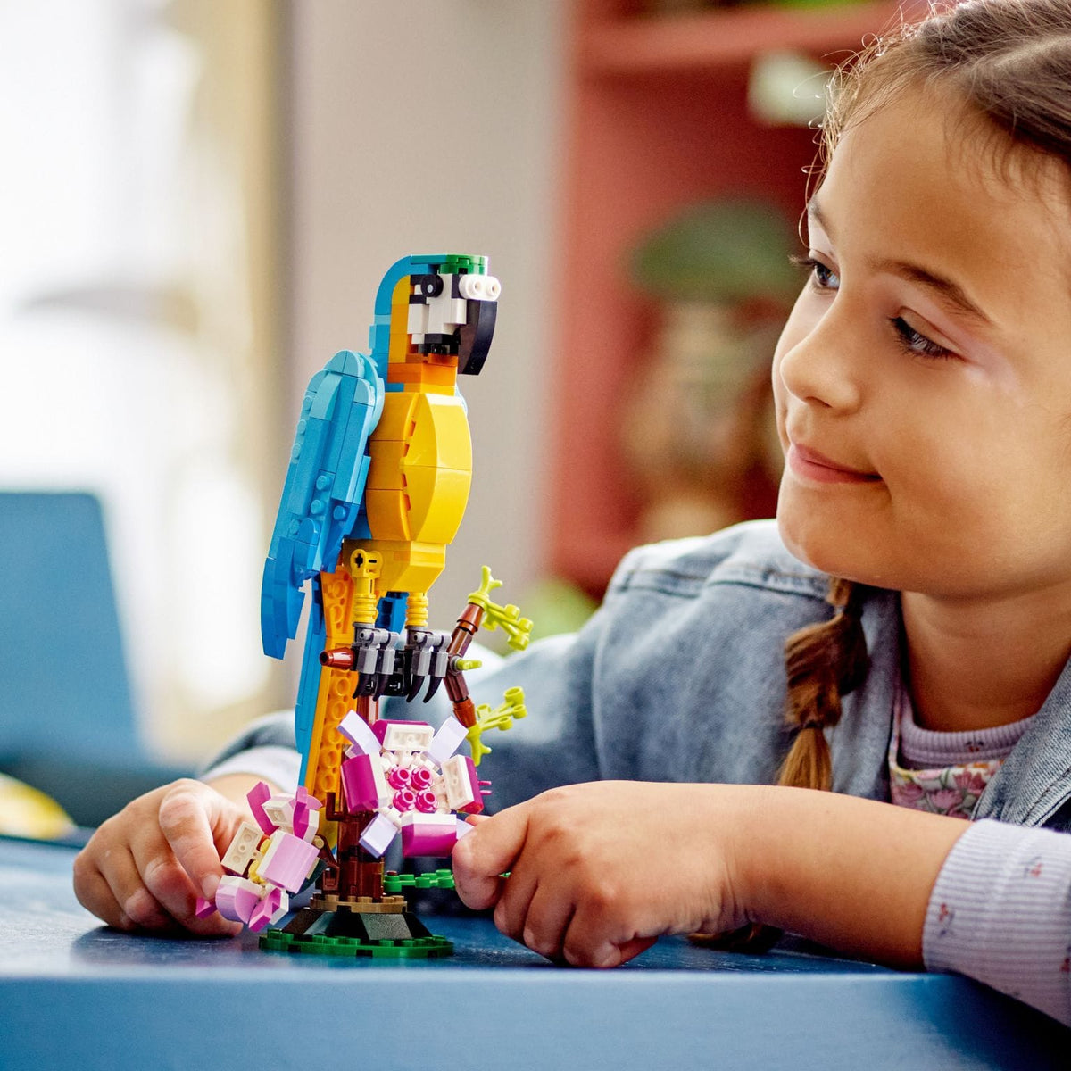 LEGO Creator 3em1 31136 com construções de papagaio peixe e sapo