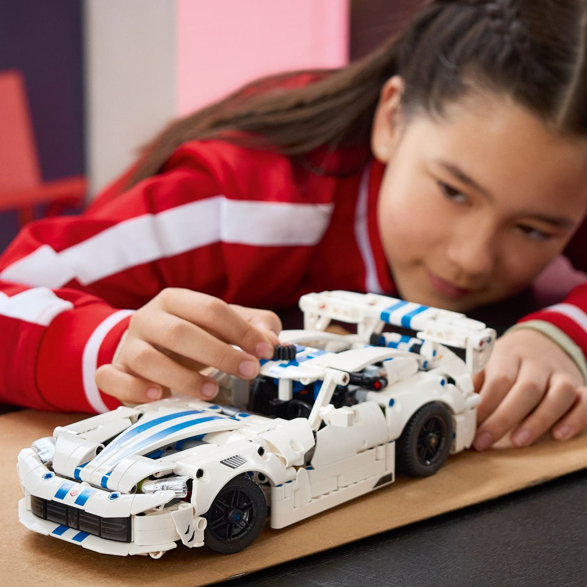 LEGO Technic Dodge Viper GTS-R para construção e exposição