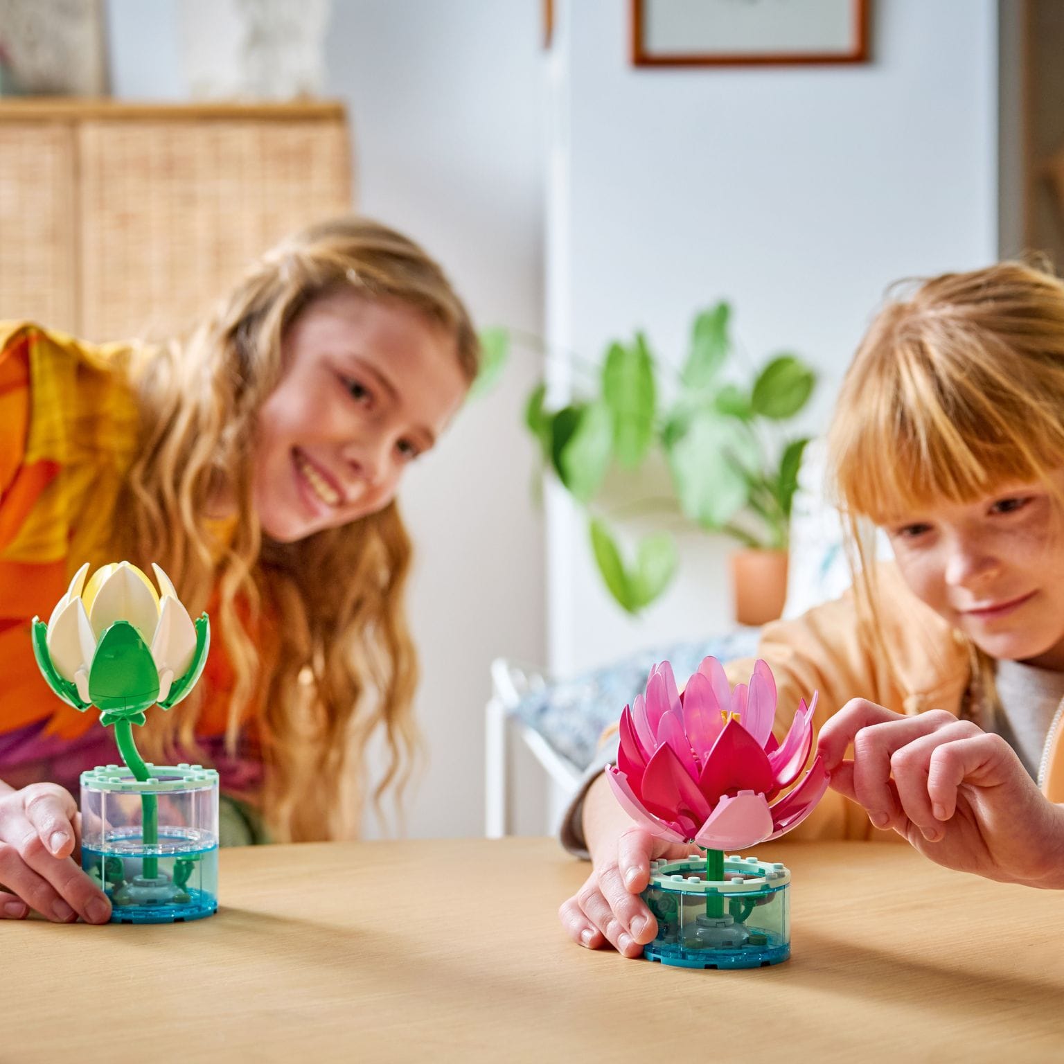 Set LEGO Botanicals Nenúfares para decorar com criatividade