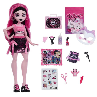 Monster High Self-Scare Secrets Draculaura with pink hair and pretend play accessories