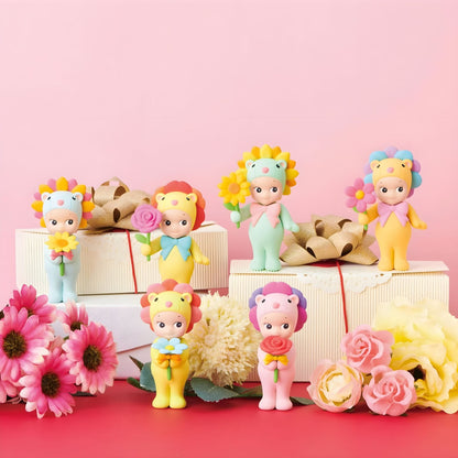 Sonny Angel Flower Gift with colorful figures and flowers