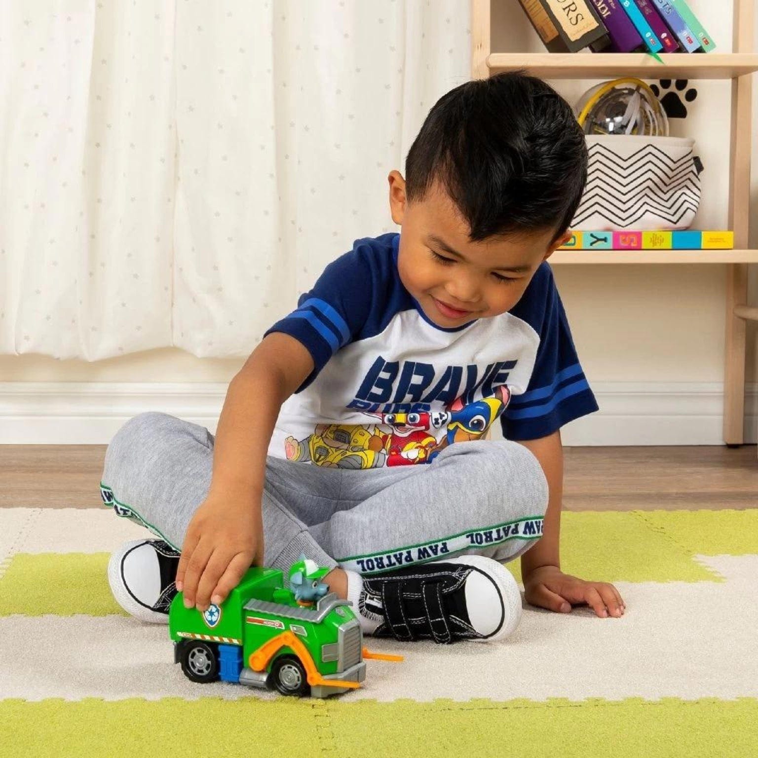 Apresentamos Patrulha Pata Rocky com o SKU 245075024 recomendado para + 3 anos