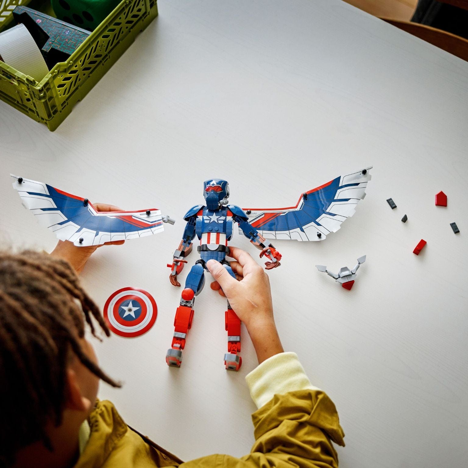 Apresentamos Lego Marvel Novo Capitão América com o SKU 667629625 recomendado para + 8 anos
