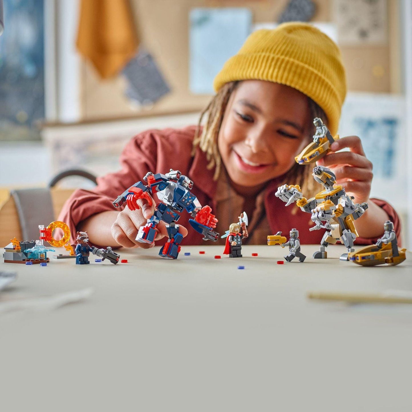 Apresentamos Lego Super Heroes- Vingadores: Endgame – Thor contra Chitauri com o SKU 667632225 recomendado para + 8 anos
