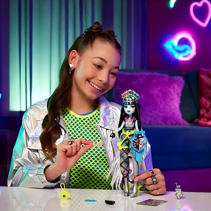 Introducing Monster High Monster Party - Frankie Stein with SKU 772306724 recommended for ages 4+
