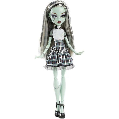 Introducing Monster High Frights, Camera, Action! -Frankie Stein- with SKU 55042121 recommended for + 6 years