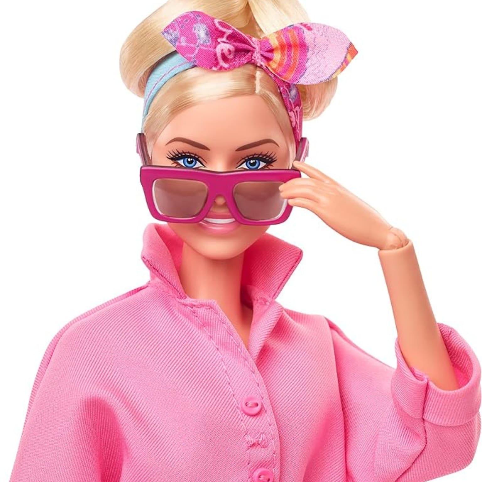 Apresentamos Barbie the Movie - Pink Power Jumpsuit com o SKU 231745223 recomendado para + 3 anos