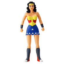 Apresentamos DC Wonder Woman Bendable com o SKU 23390316 recomendado para + 3 anos