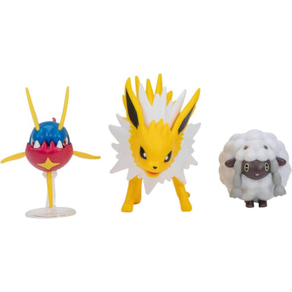 Introducing Pokémon Battle Figures - Carvanha, Jolteon and Wooloo with SKU 23305024 recommended for ages + 4 years